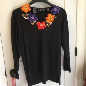 Chaus Sport Black Floral Embroidered V-Neck Sweater Size Medium